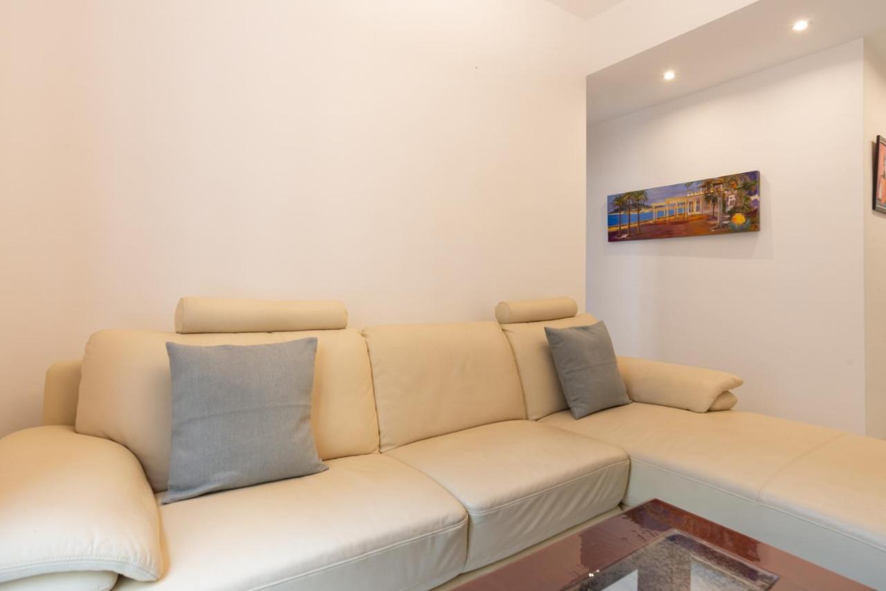 Urbe10 Marin Garcia 2 Bedrooms Apartment Малага Экстерьер фото
