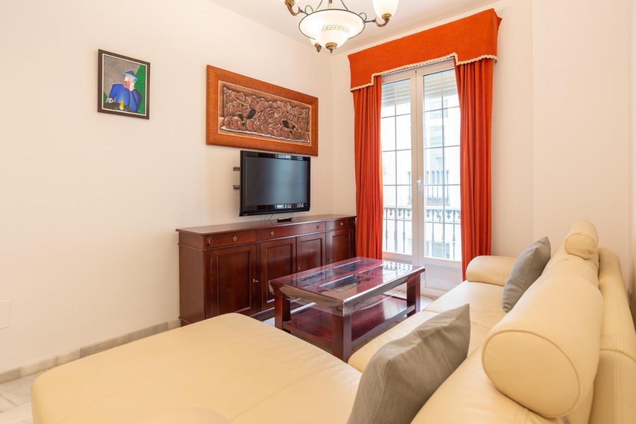 Urbe10 Marin Garcia 2 Bedrooms Apartment Малага Экстерьер фото
